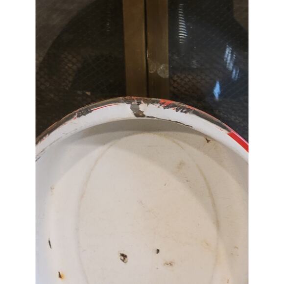 Vintage White/Red Oval Enamelware Basin Farmhouse Primitive Rustic Chippy Pan - Picture 3 of 7